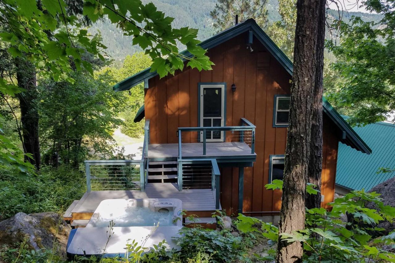 Tamarack Haus Hot Tub And Ev Charging Walk Dtwn! Villa Leavenworth Exterior photo